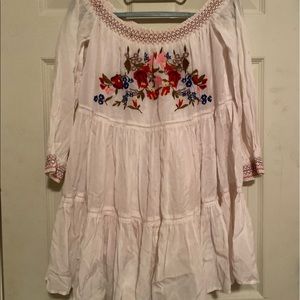 COPY - White flowy dress with floral pattern
